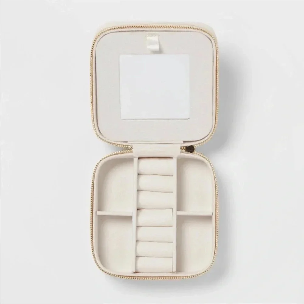 Small Travel Accessory Organizer - Picture 2 of 9